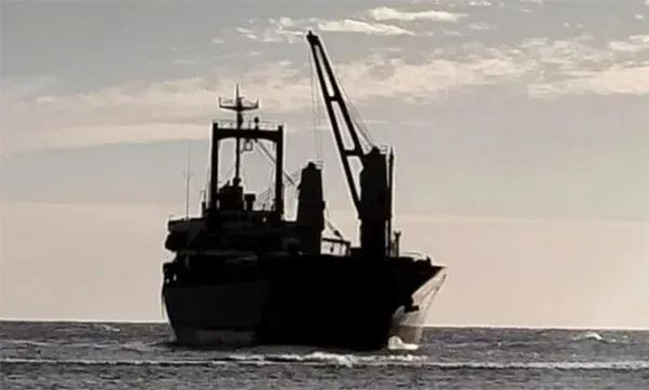 一货船失控，在埃及红海海域沉没