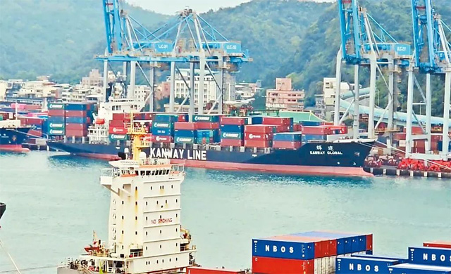 上海到美国集装箱船“一舱难求”，中国制造难以替代