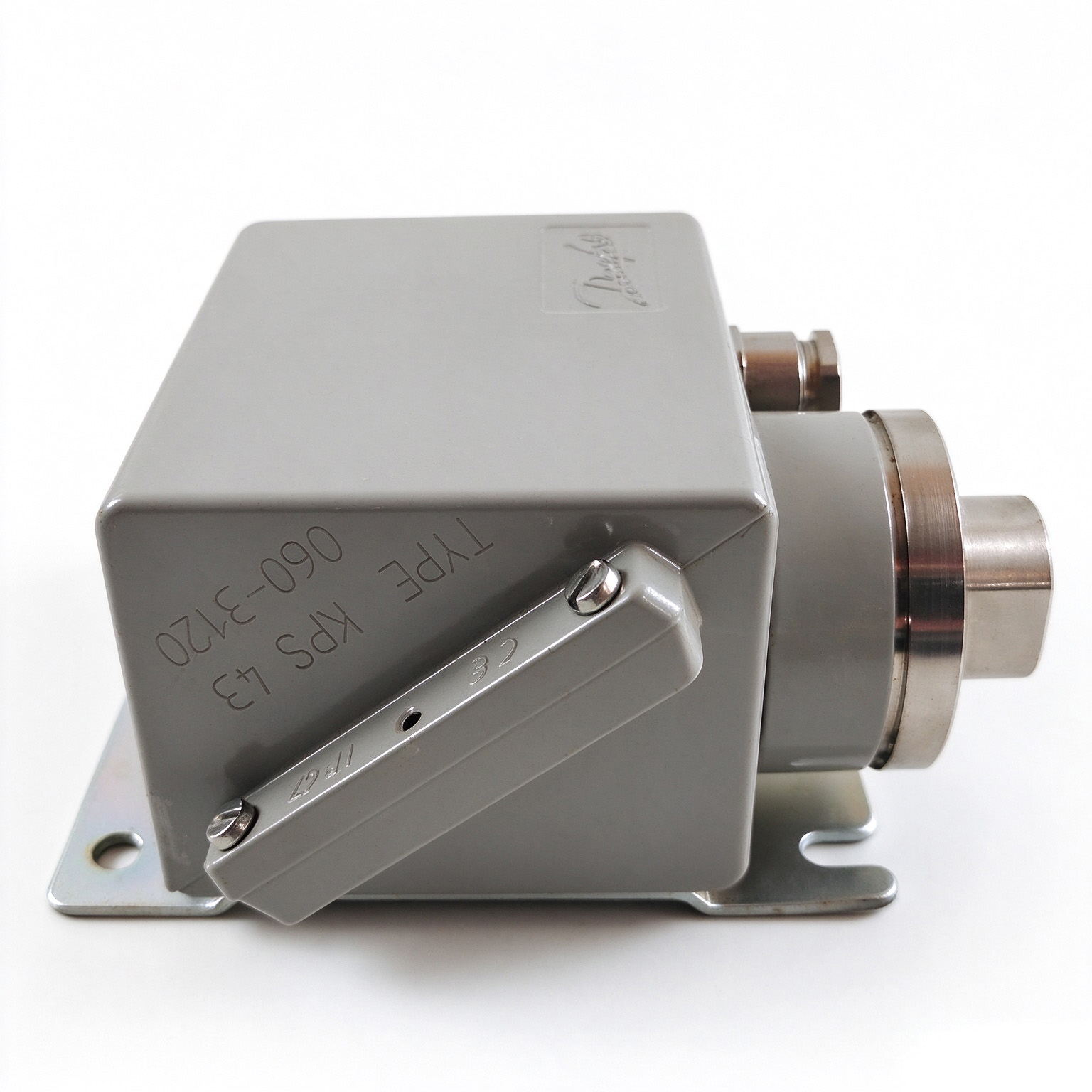 丹佛斯 Danfoss KPS 43 重载型柱塞式压力开关 1-10 bar IP67